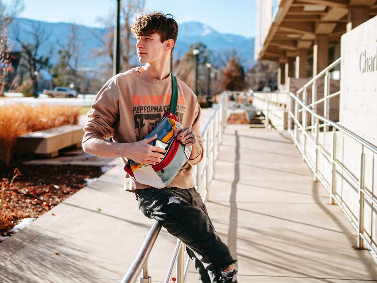 Specifications image for Reveller